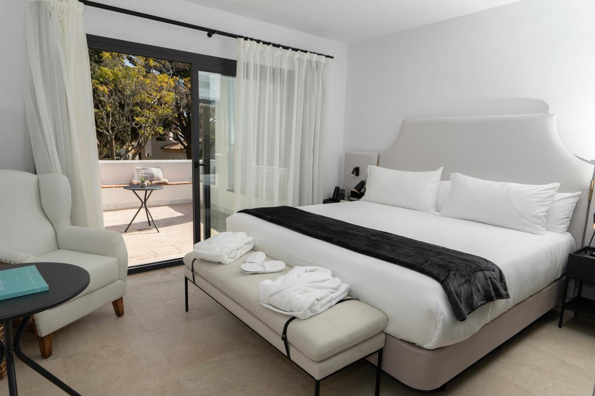 Inmood San Roque Hotel Sotogrande Bagian luar foto